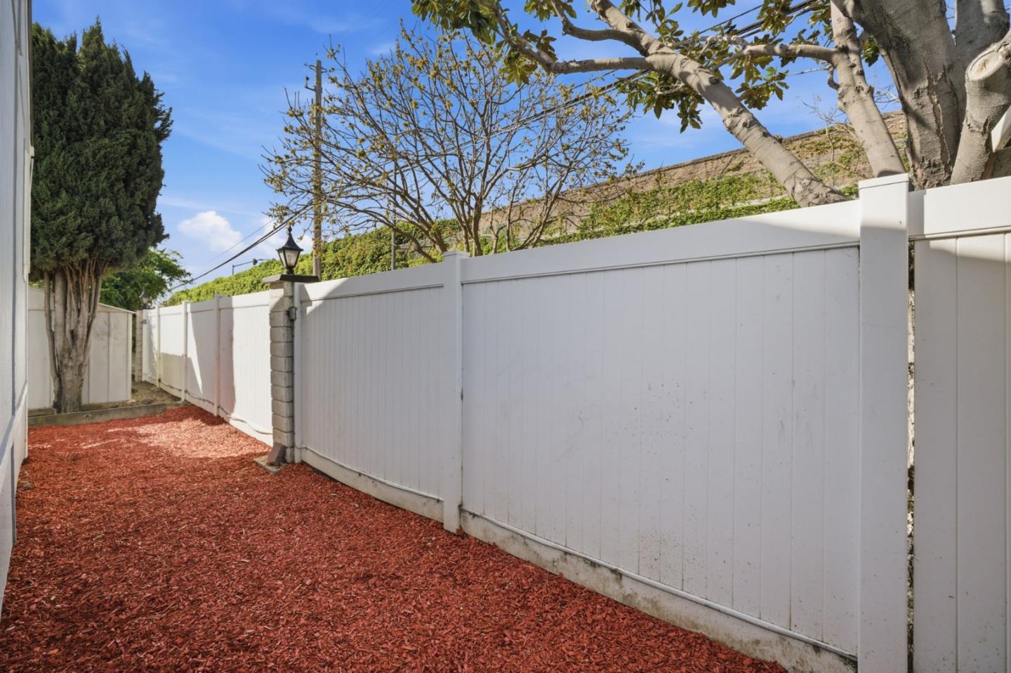 3300 Narveaz Avenue Unit: 3