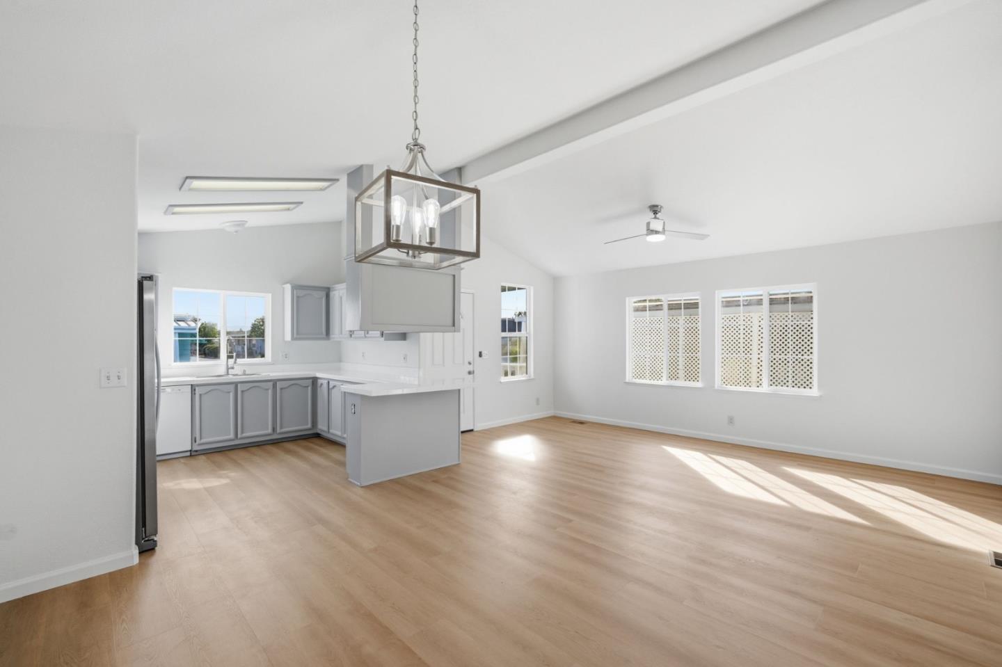 3300 Narveaz Avenue Unit: 3