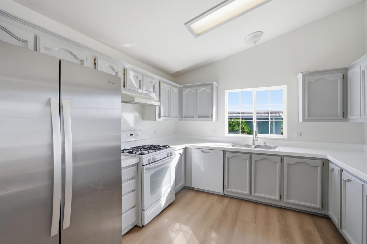 3300 Narveaz Avenue Unit: 3