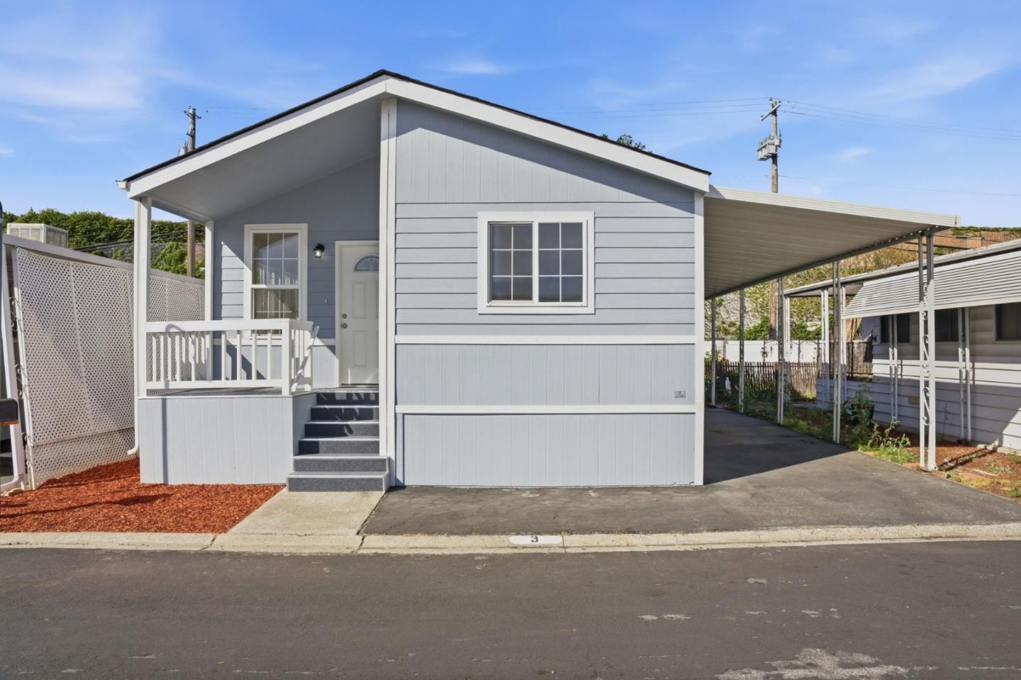 3300 Narveaz Avenue Unit: 3