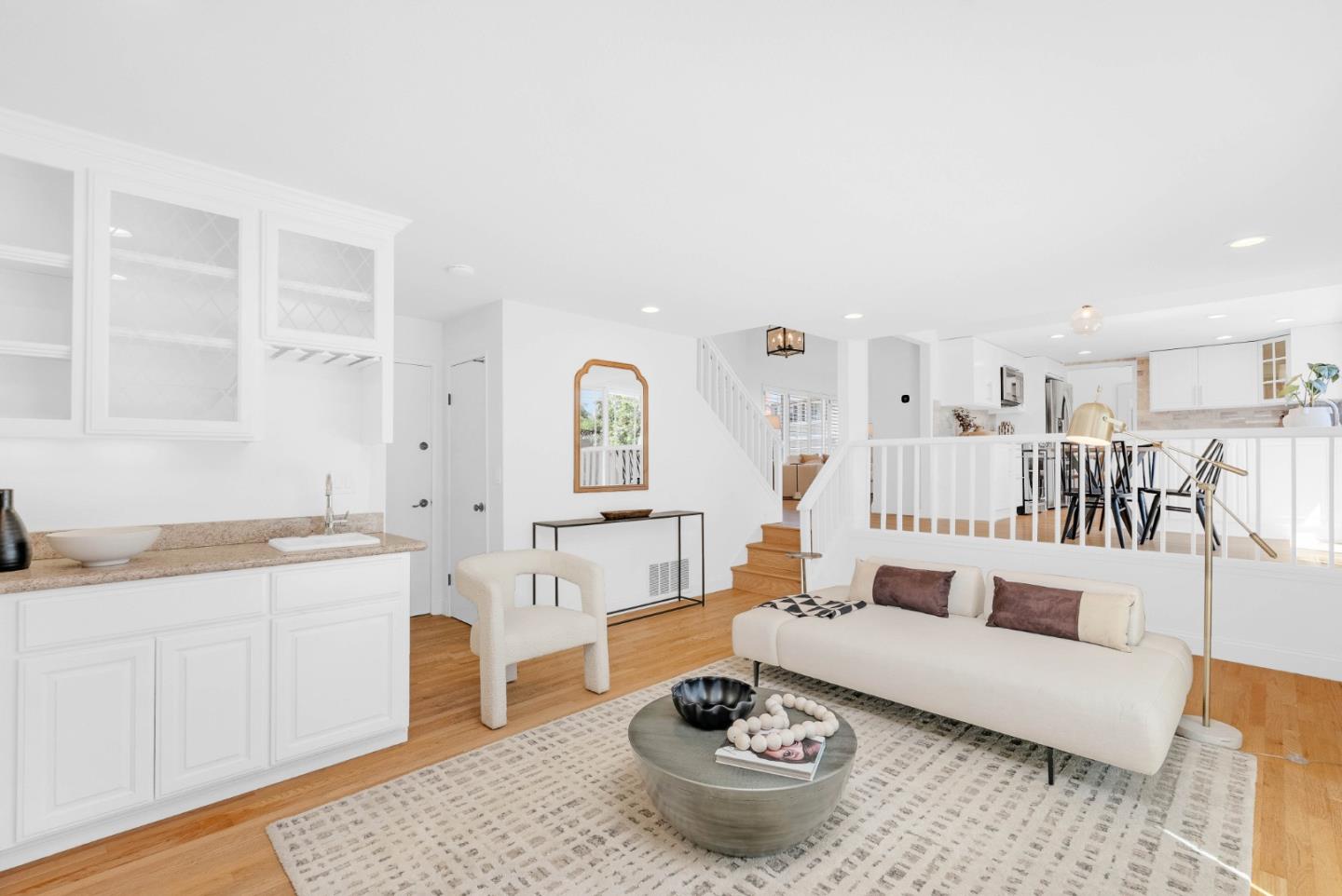 1060 Shandwick Court