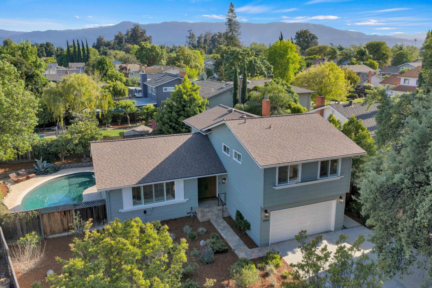 1060 Shandwick Court