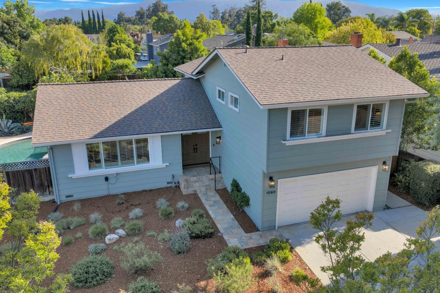 1060 Shandwick Court