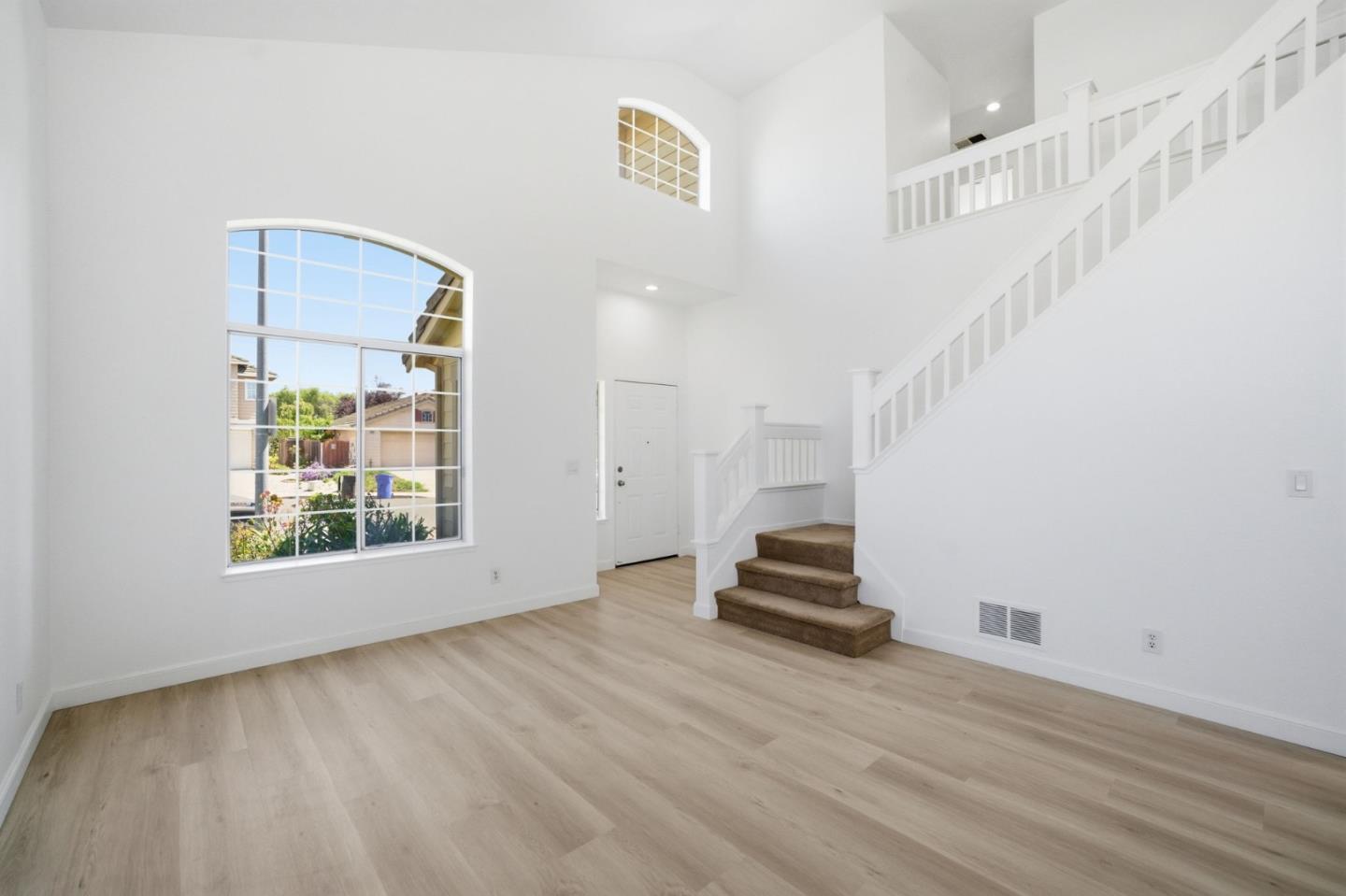 40352 Linaria Circle
