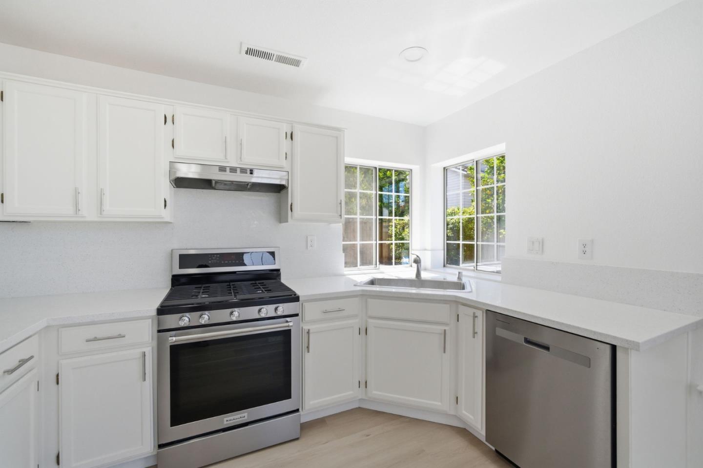 40352 Linaria Circle