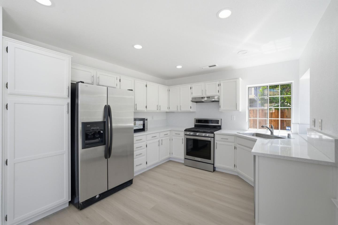 40352 Linaria Circle