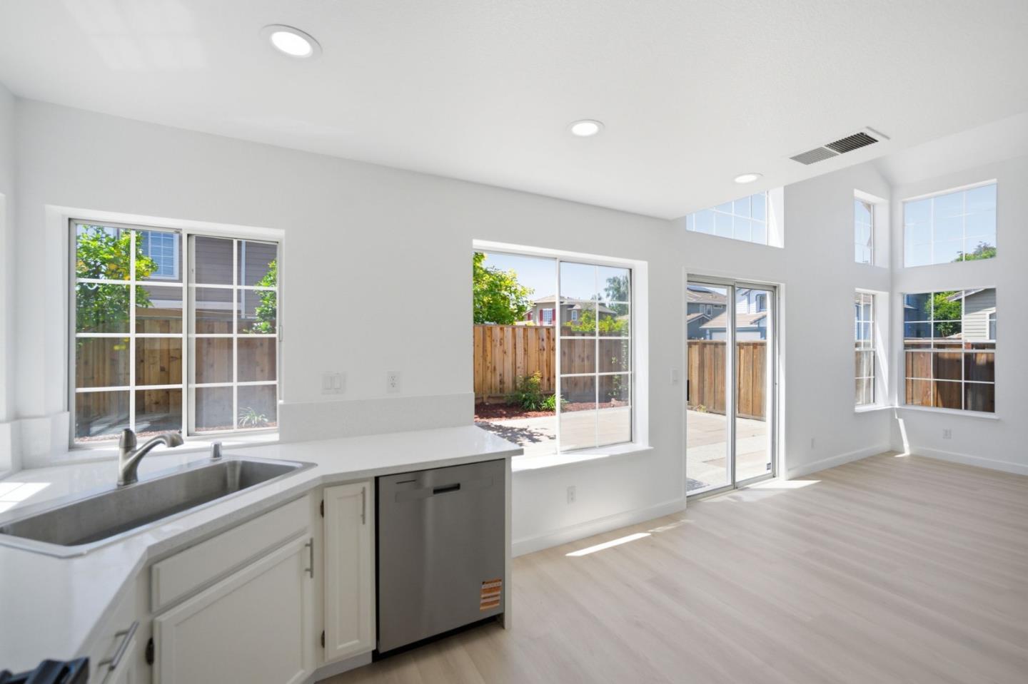 40352 Linaria Circle