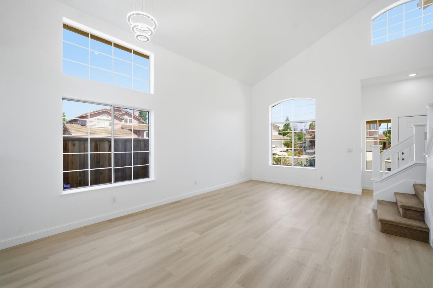 40352 Linaria Circle