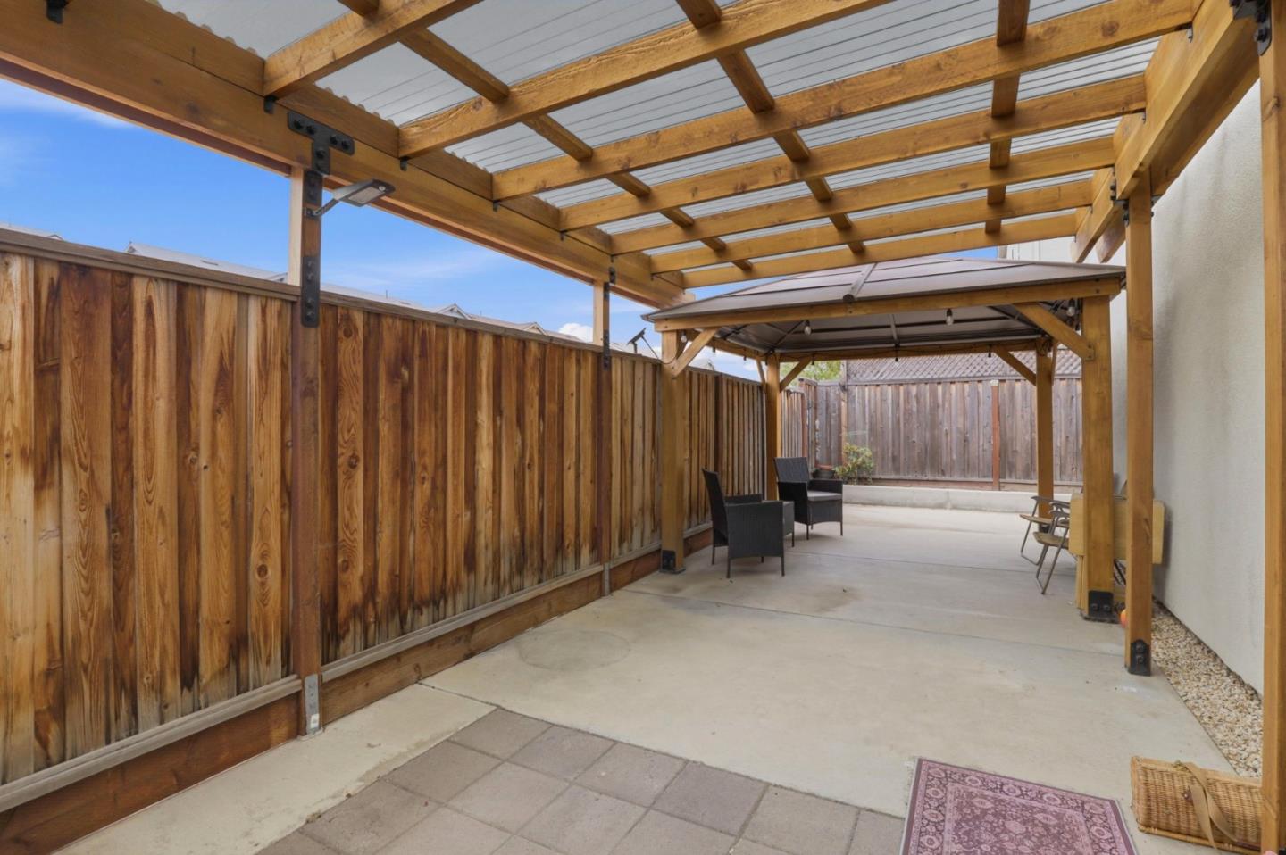 894 Brennan Way