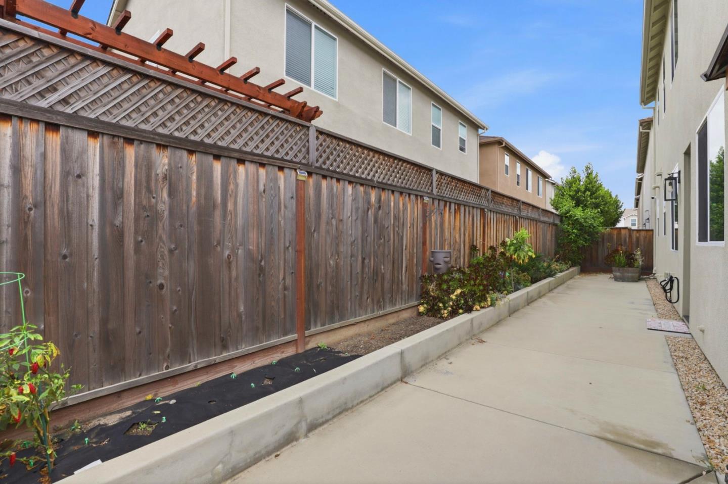 894 Brennan Way