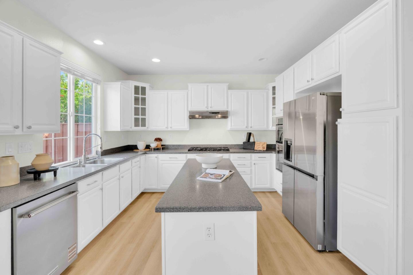 7054 Goldenspur Loop