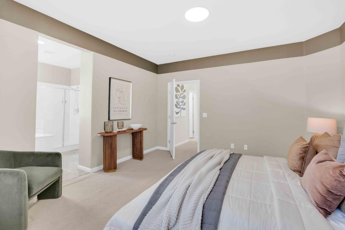 7054 Goldenspur Loop