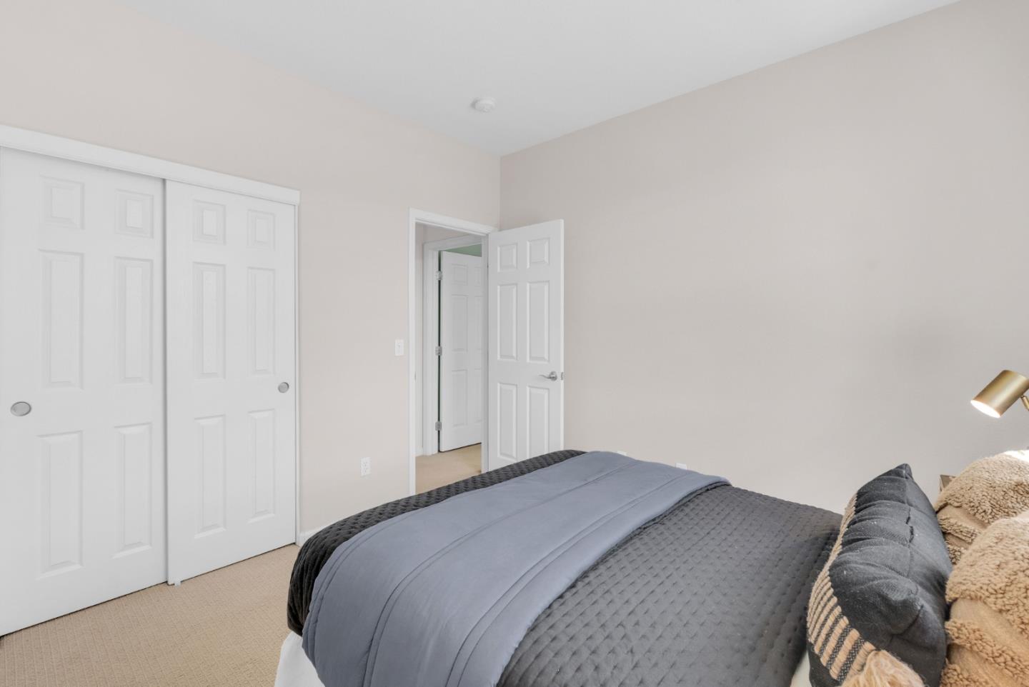 7054 Goldenspur Loop