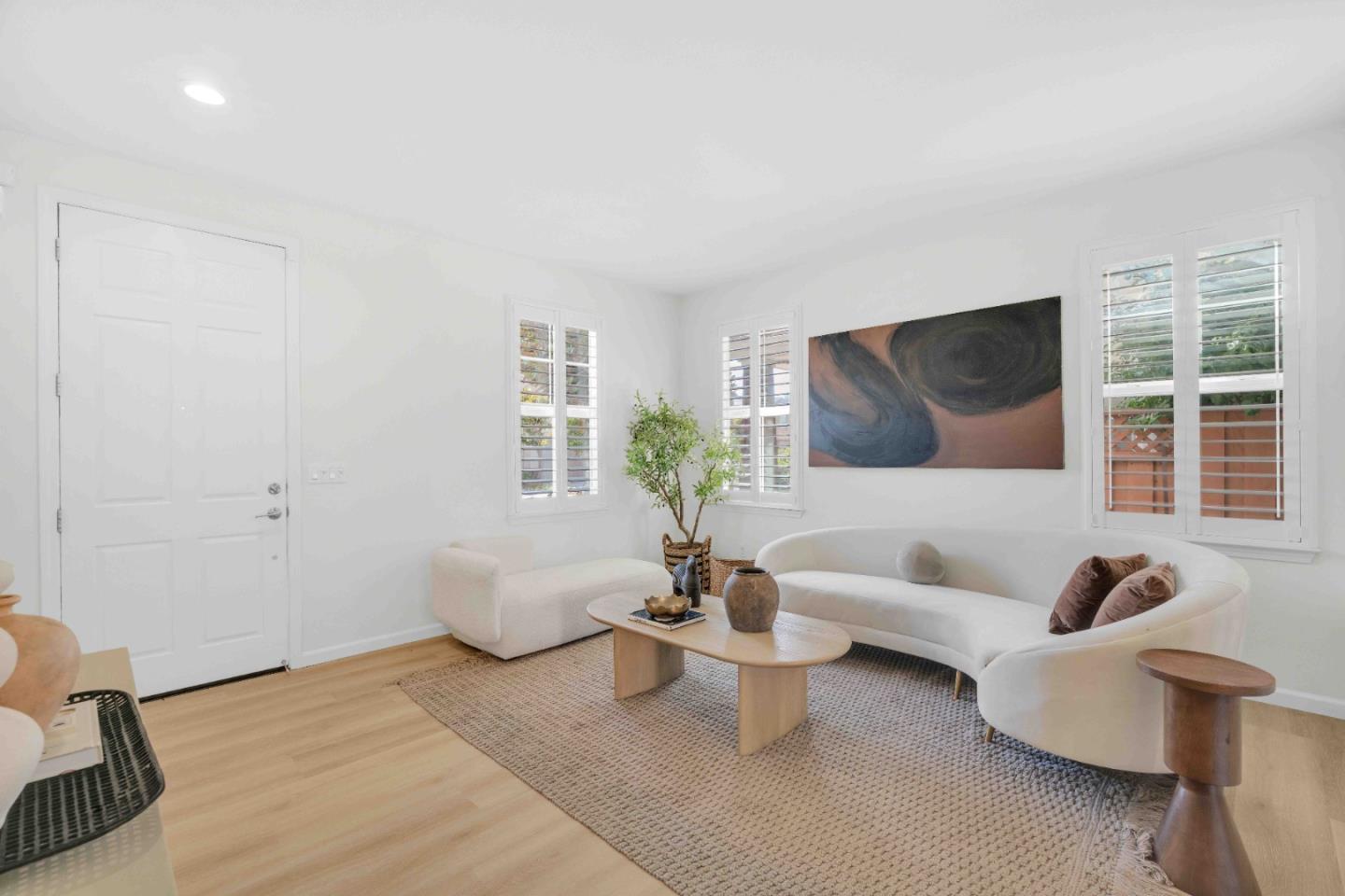 7054 Goldenspur Loop