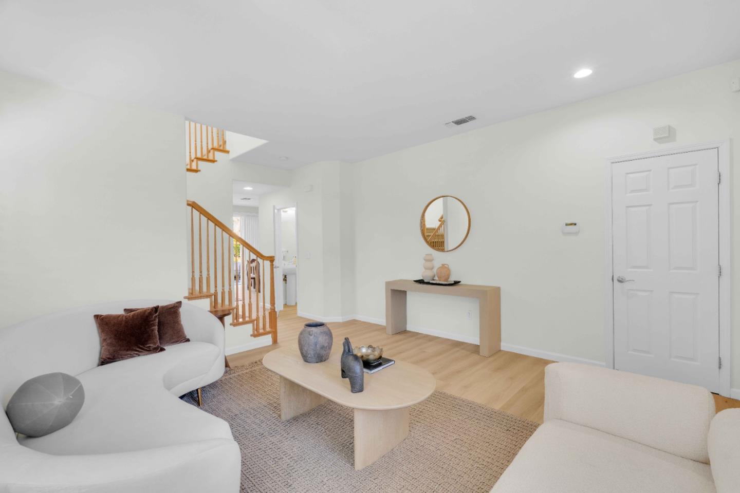 7054 Goldenspur Loop