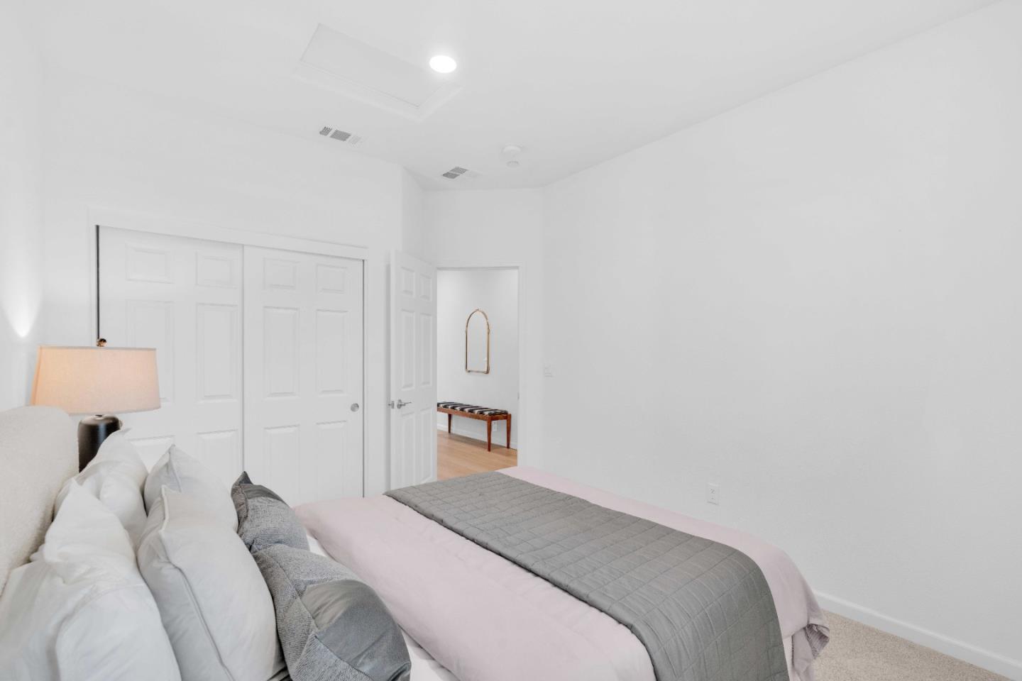 7040 Vintner CT