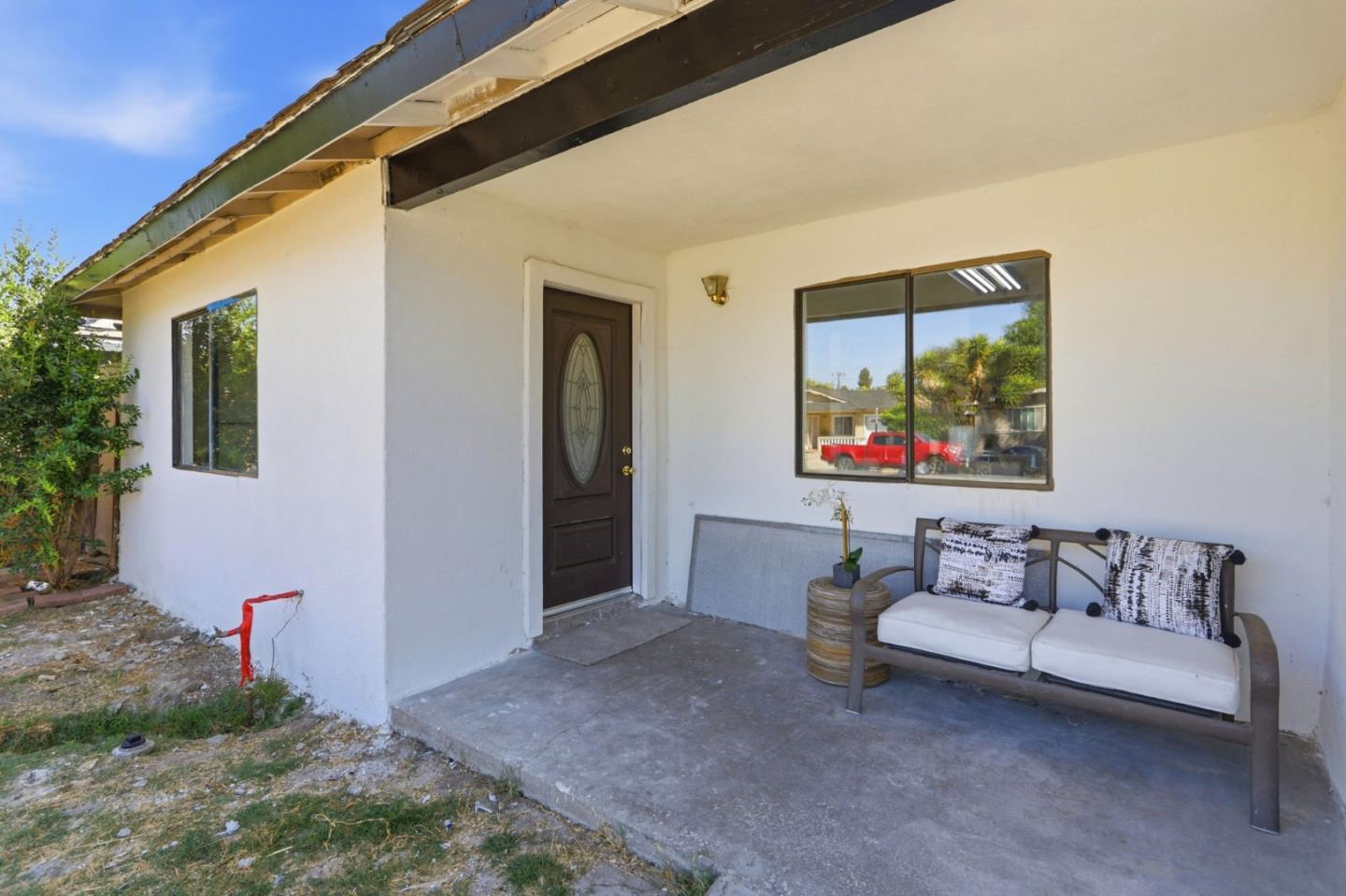 2624 Othello AVE