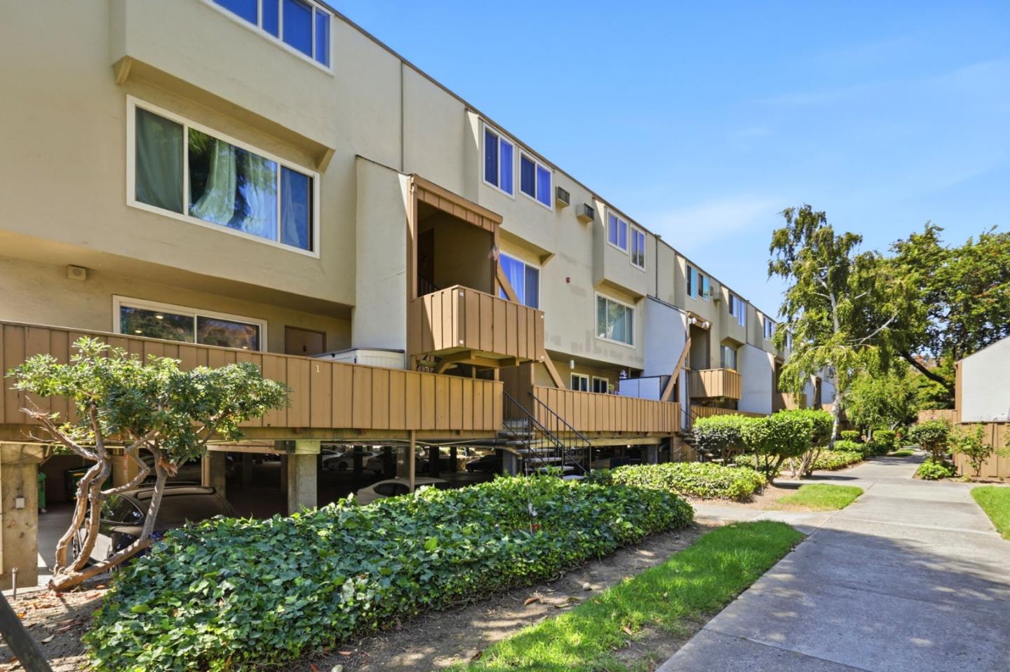 4425 Norwalk DR 1