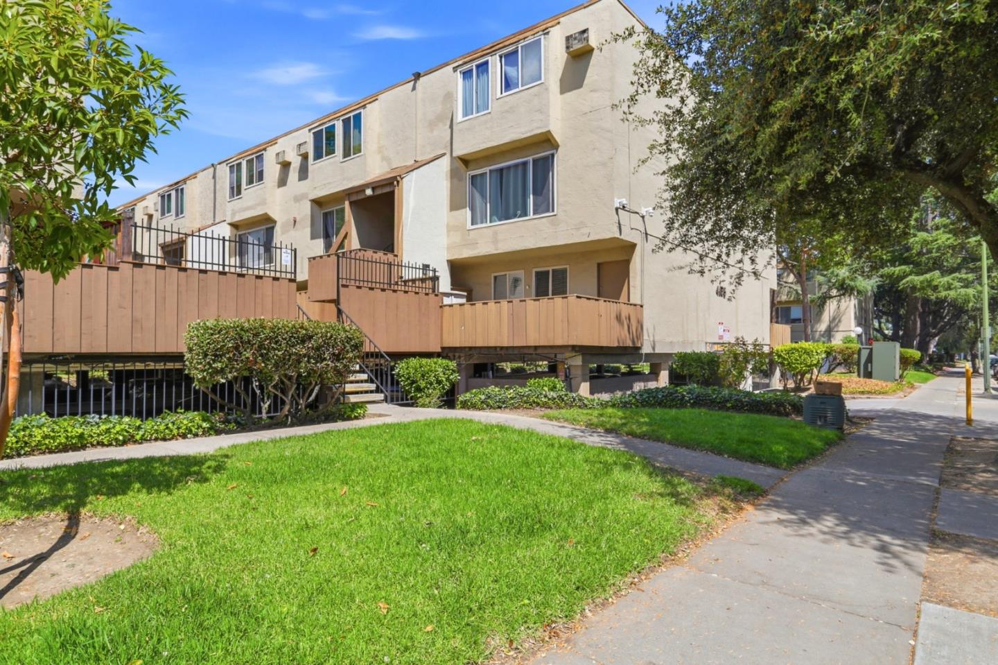 4425 Norwalk DR 1