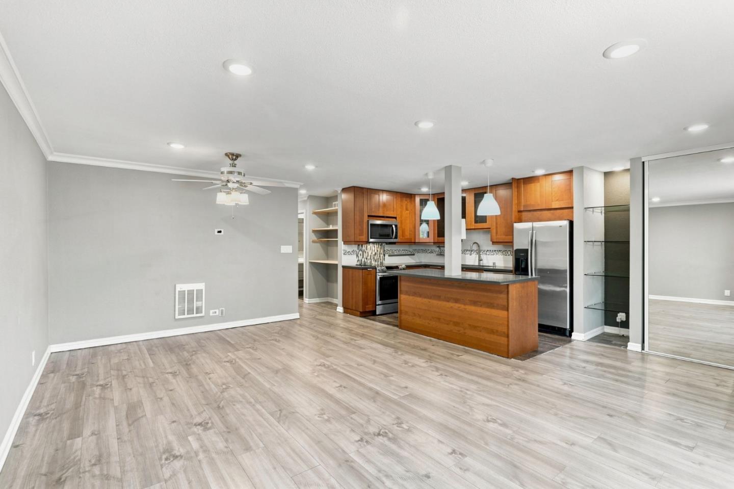 4425 Norwalk DR 1
