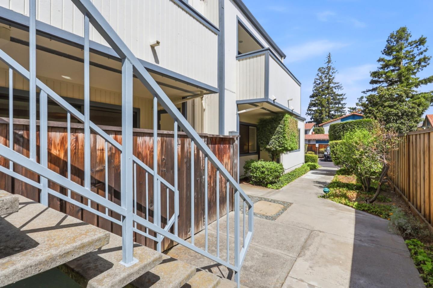 3591 S Bascom AVE 13