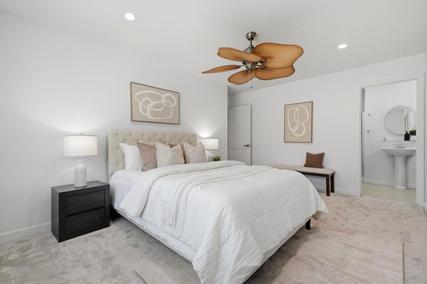 139 Aguacate CT