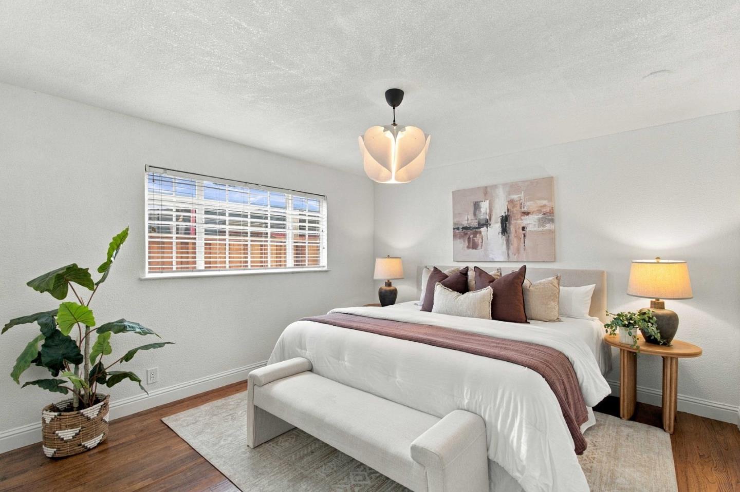 242 Laumer AVE