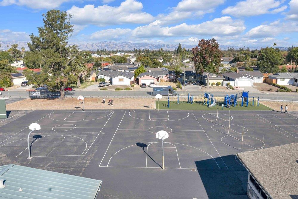 2141 Tamie LN