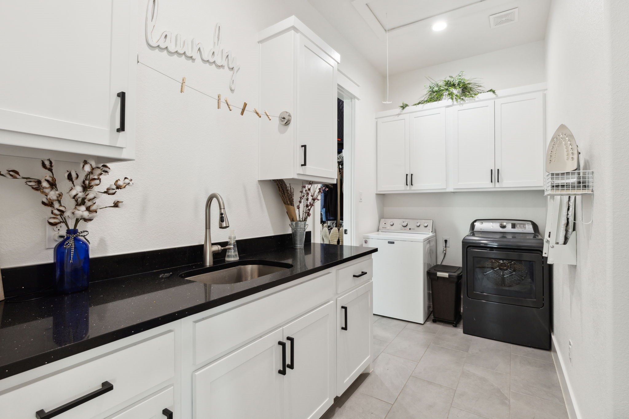 408 Royal Santana Run