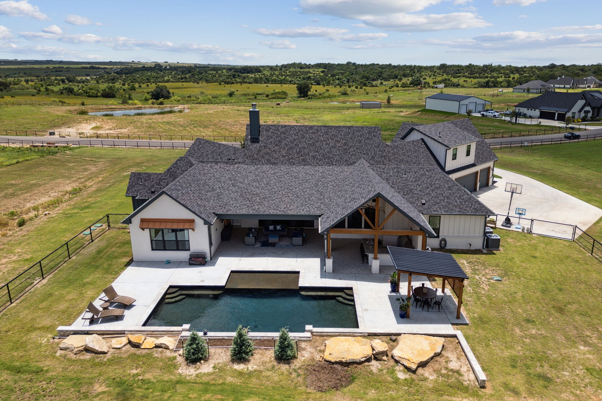 408 Royal Santana Run