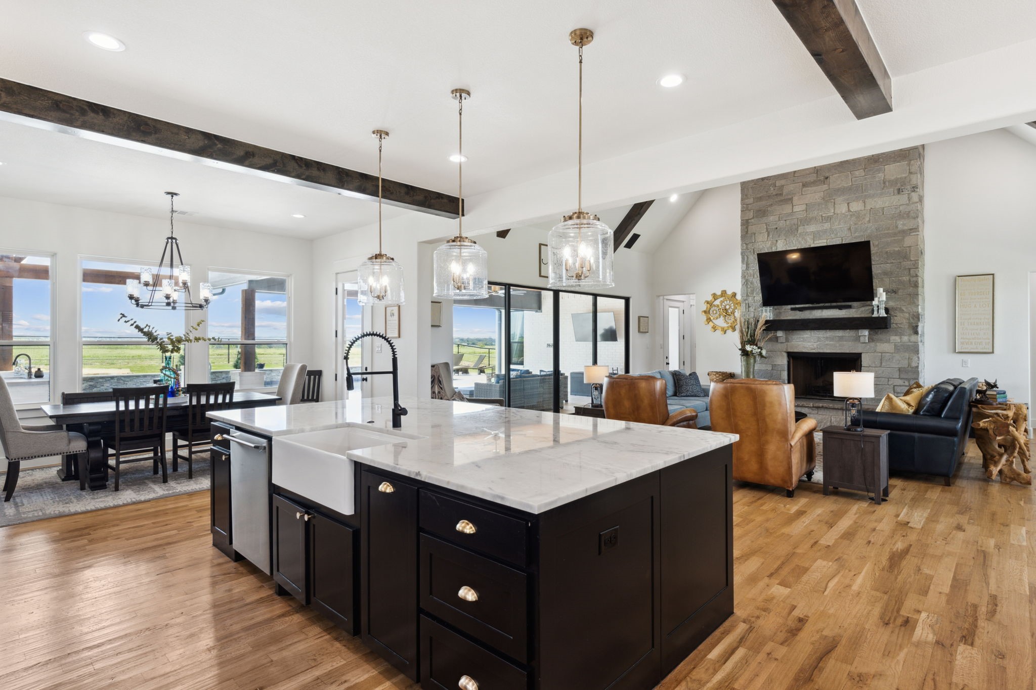 408 Royal Santana Run