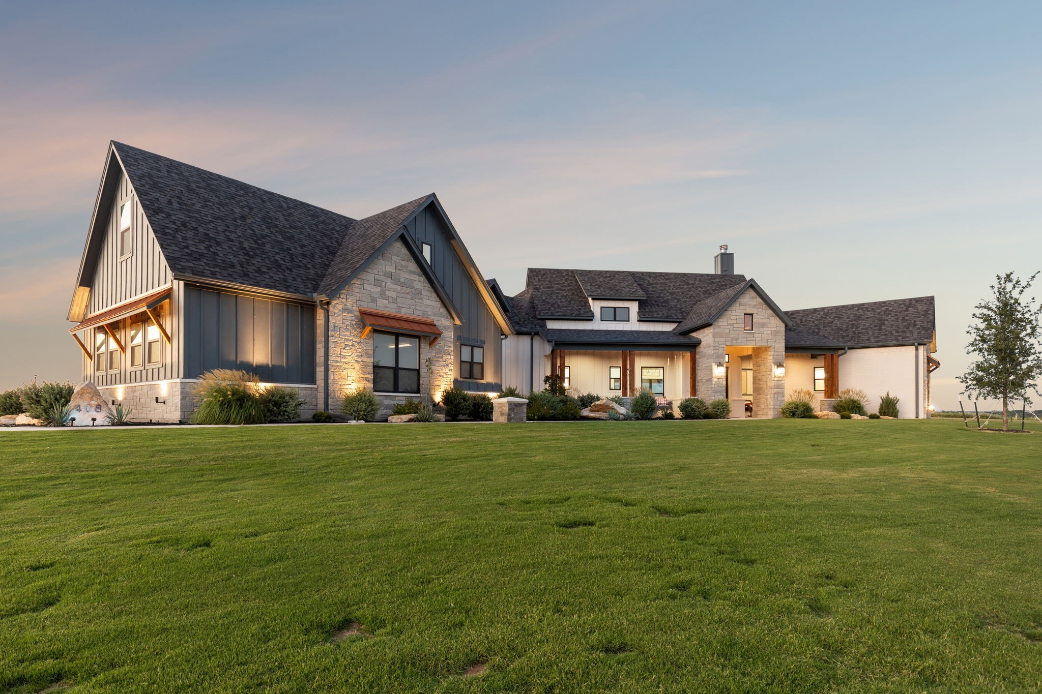 408 Royal Santana Run