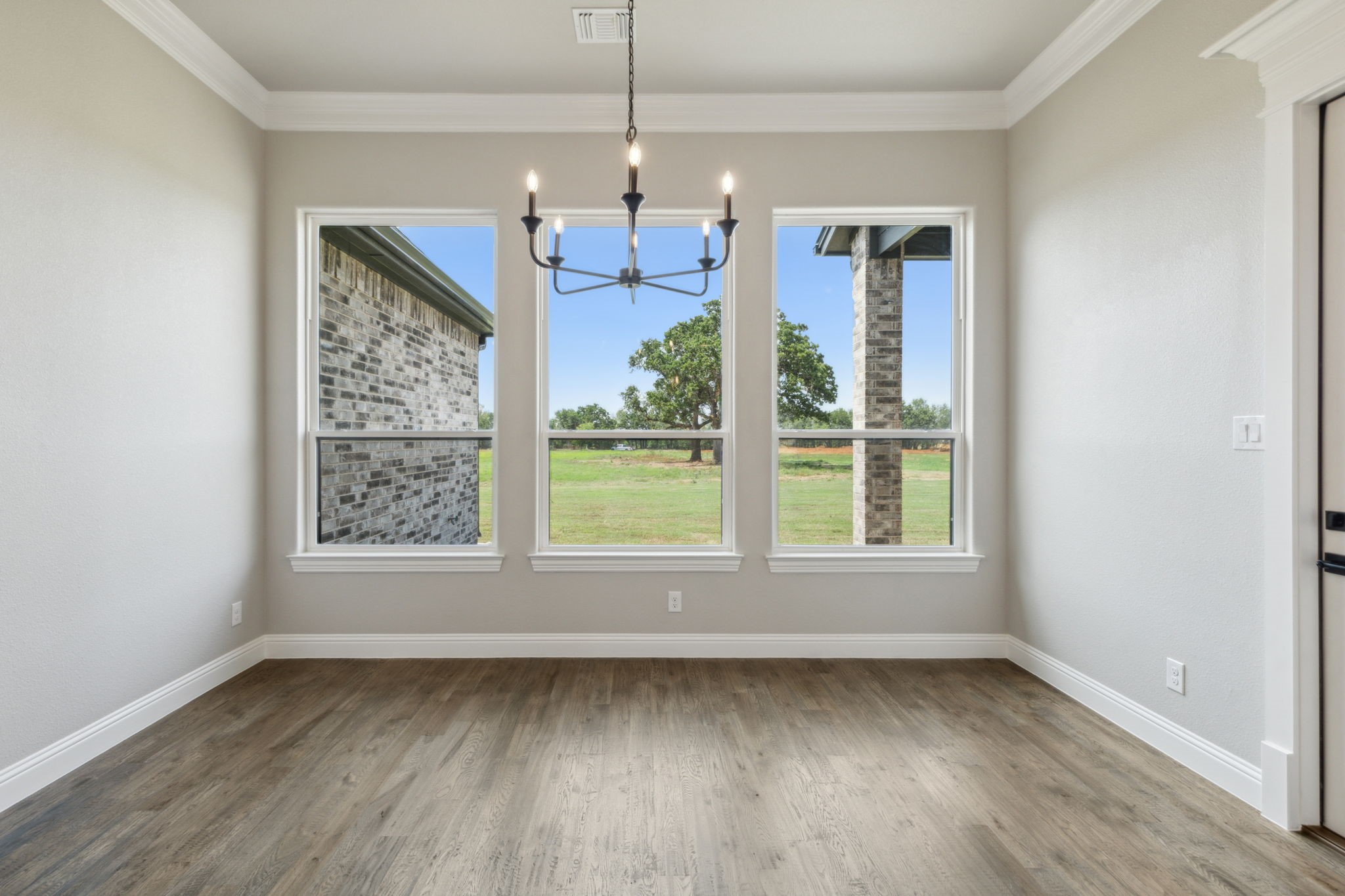 553 Royal Santana Run