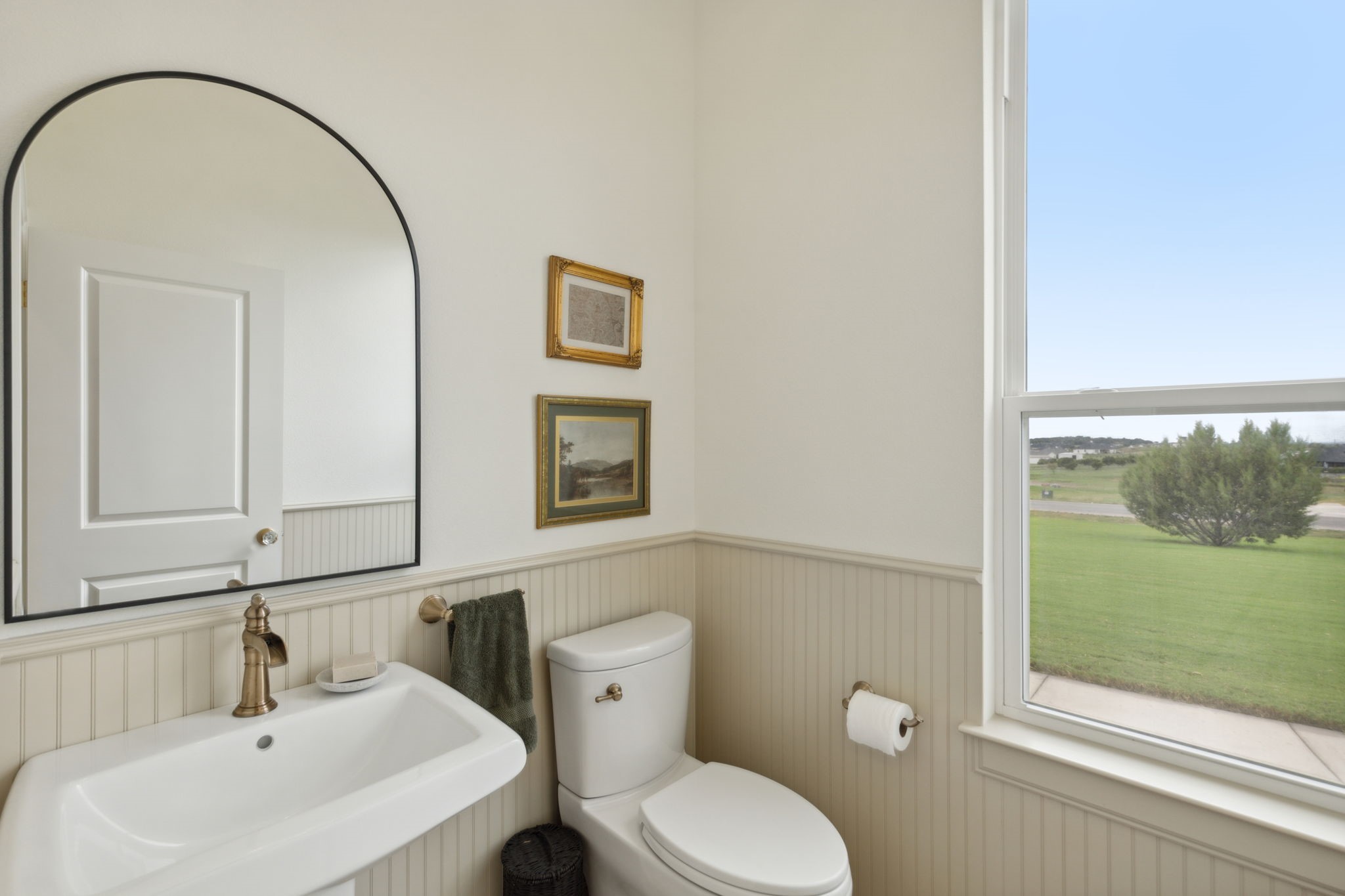 2037 Eagles Ridge Drive