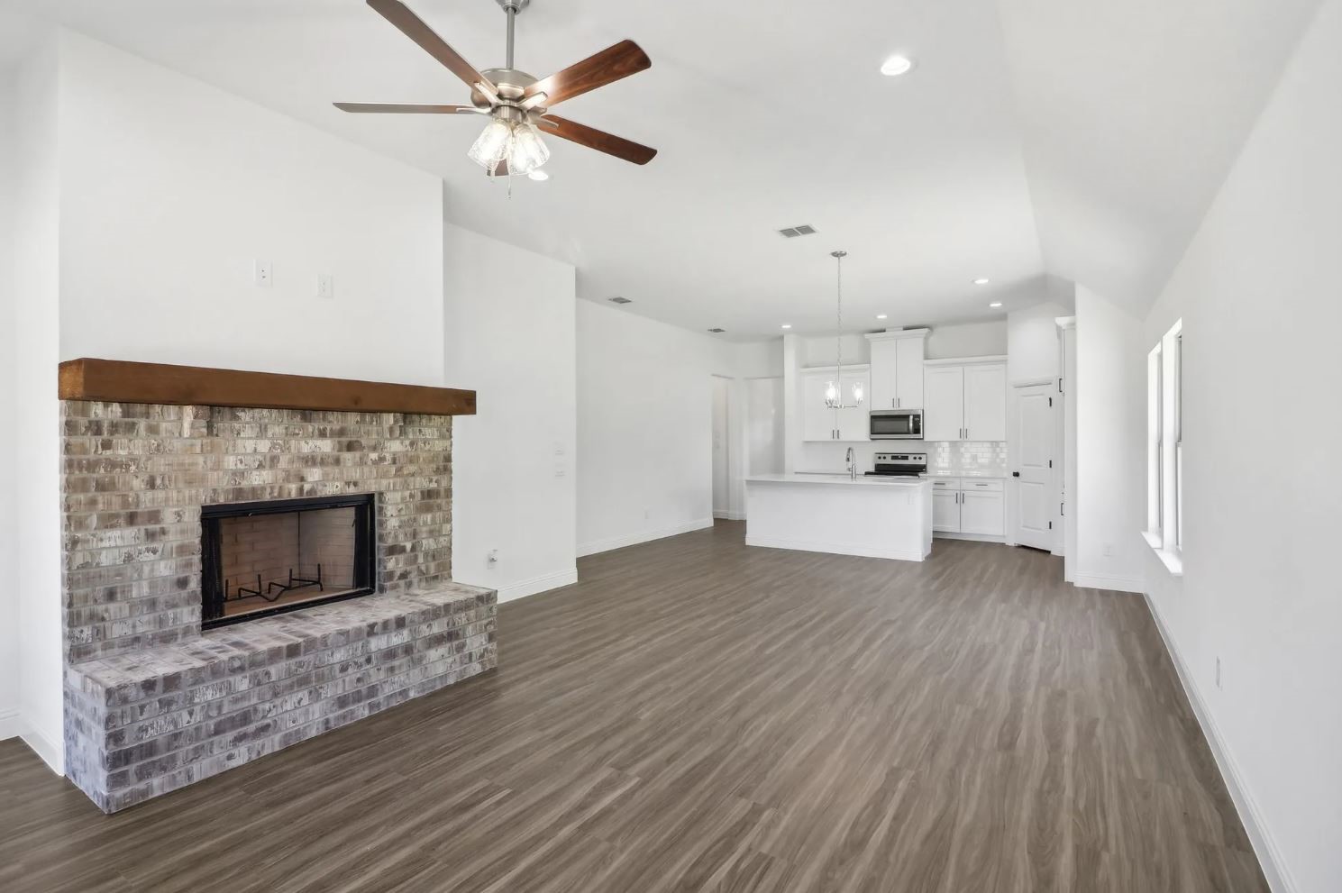 1013 Springfield Road