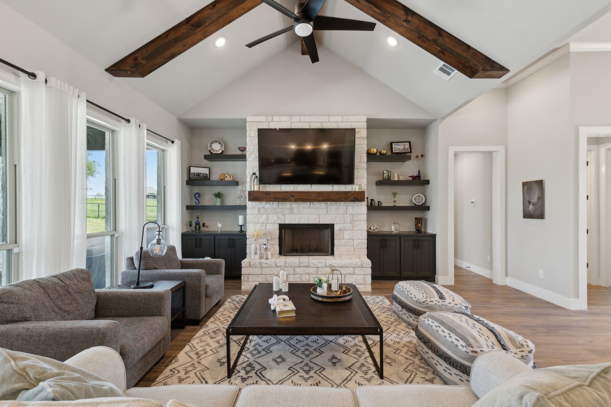 2067 Sunset Ridge Drive