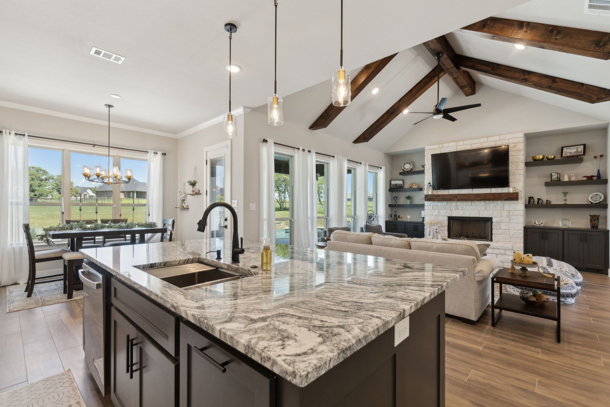 2067 Sunset Ridge Drive