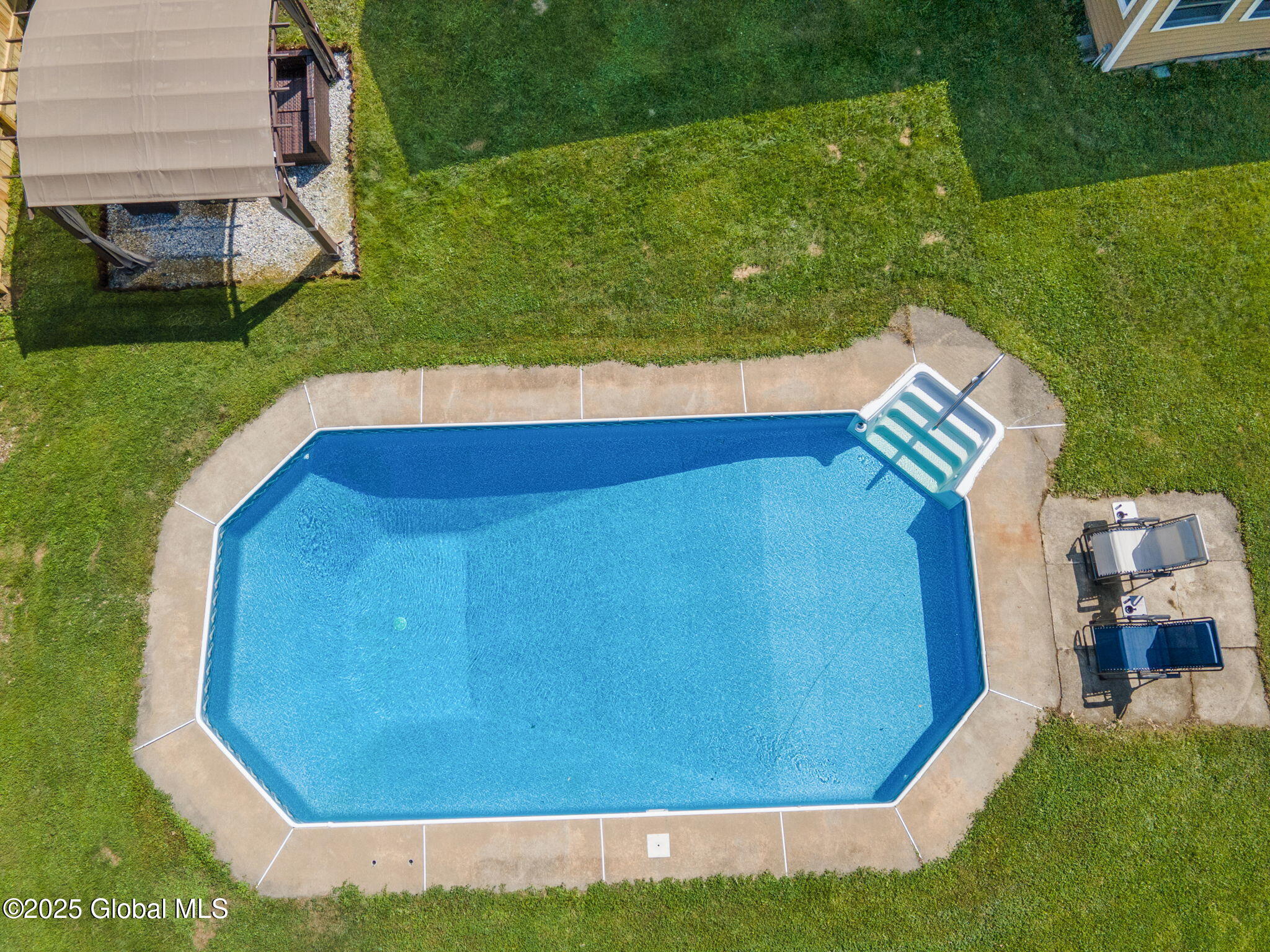 182 Fonda Road
