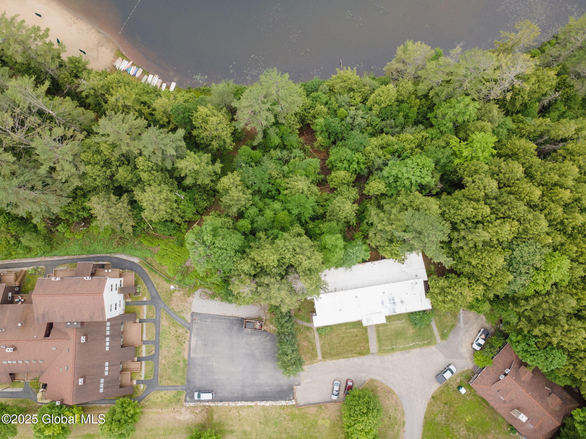 5 Overlook Lane, B/D