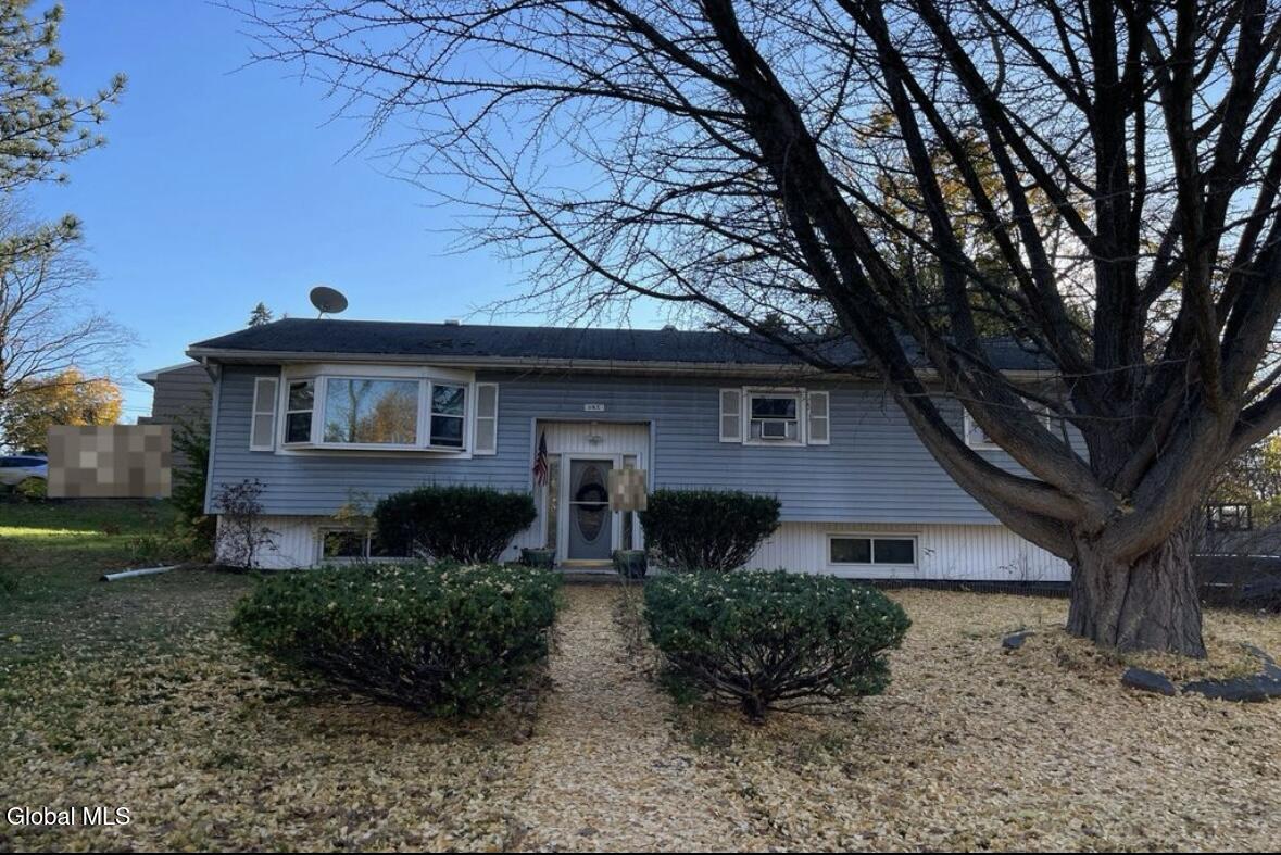 1 Hoffman Drive