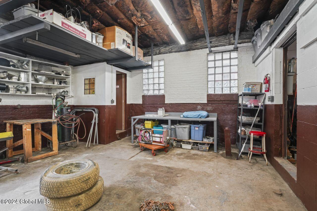 111 Nott Terrace