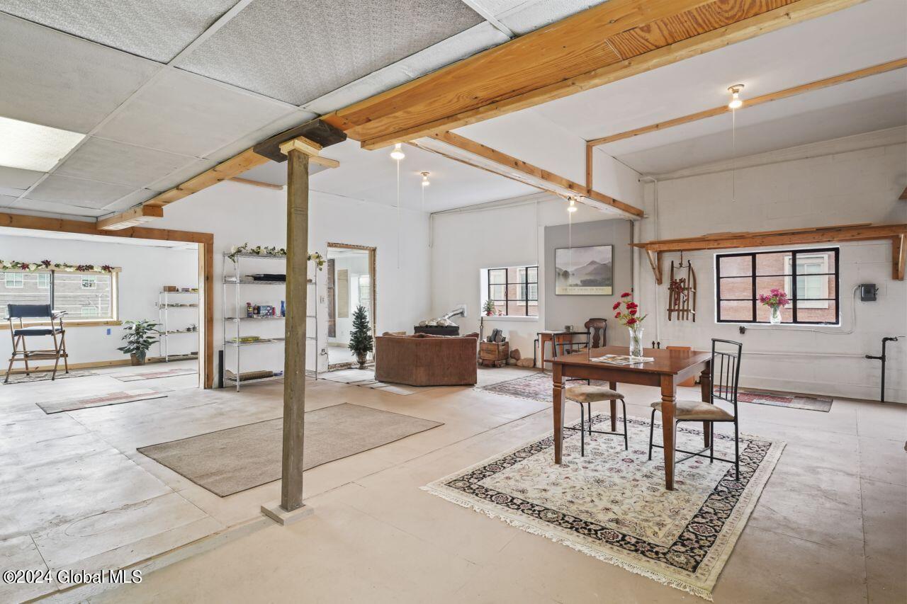111 Nott Terrace