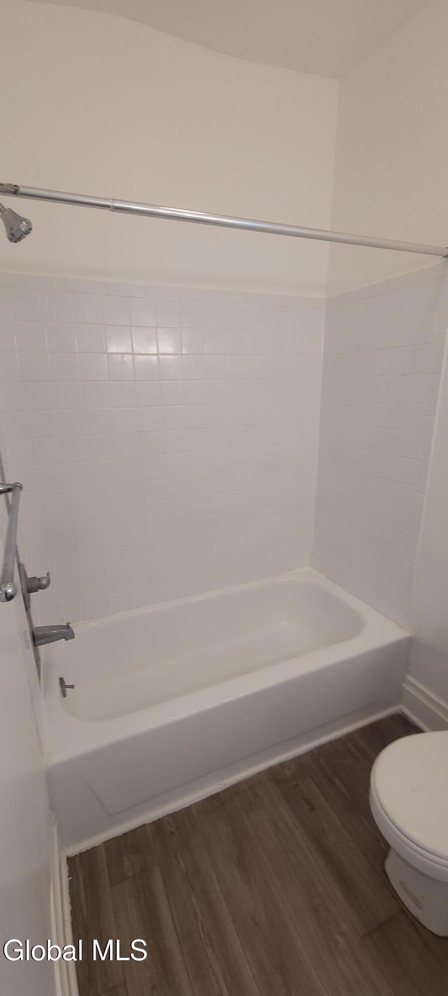 9 St Joseph's Terrace, 3A