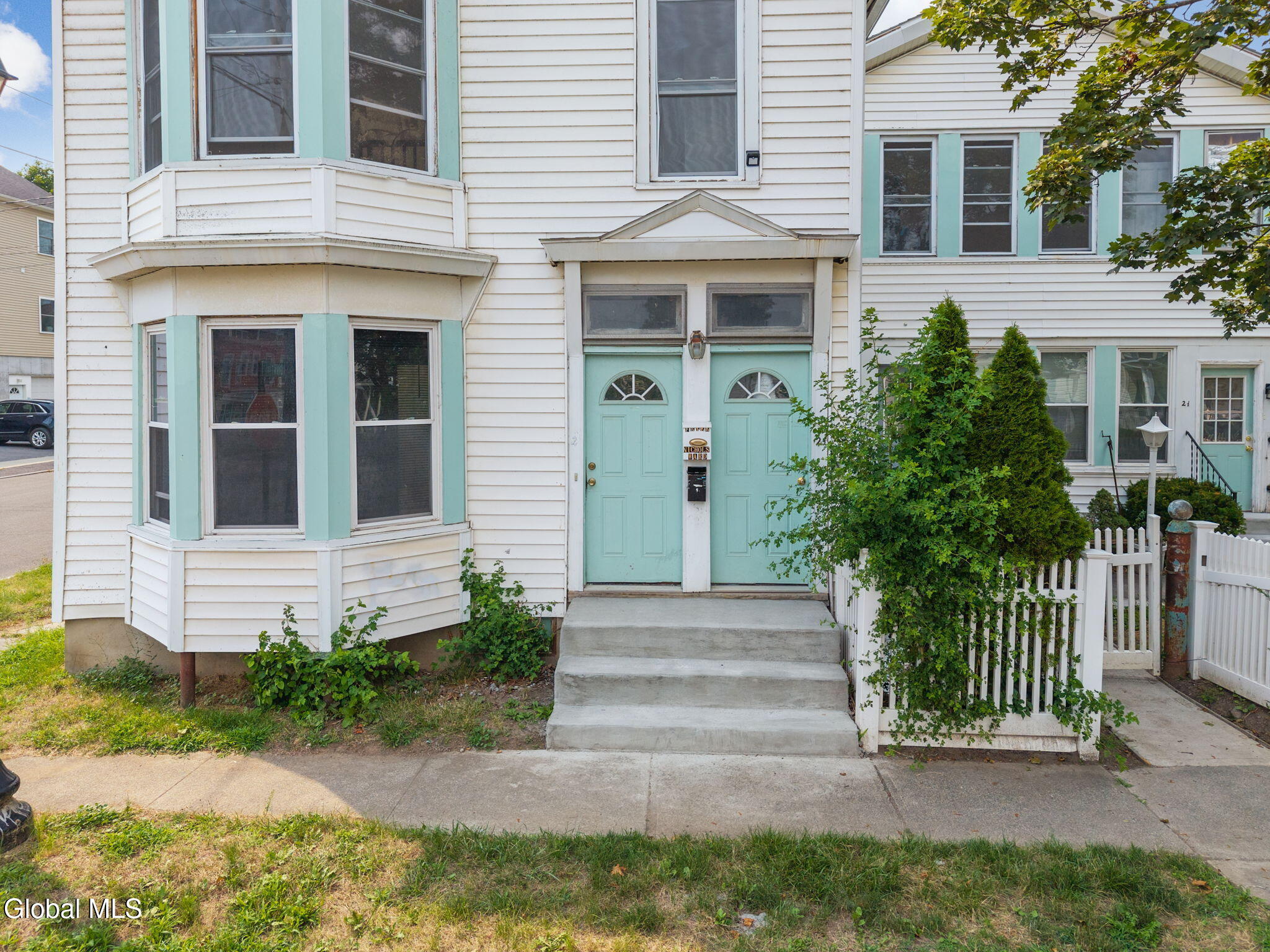 2 1/2 1st Street