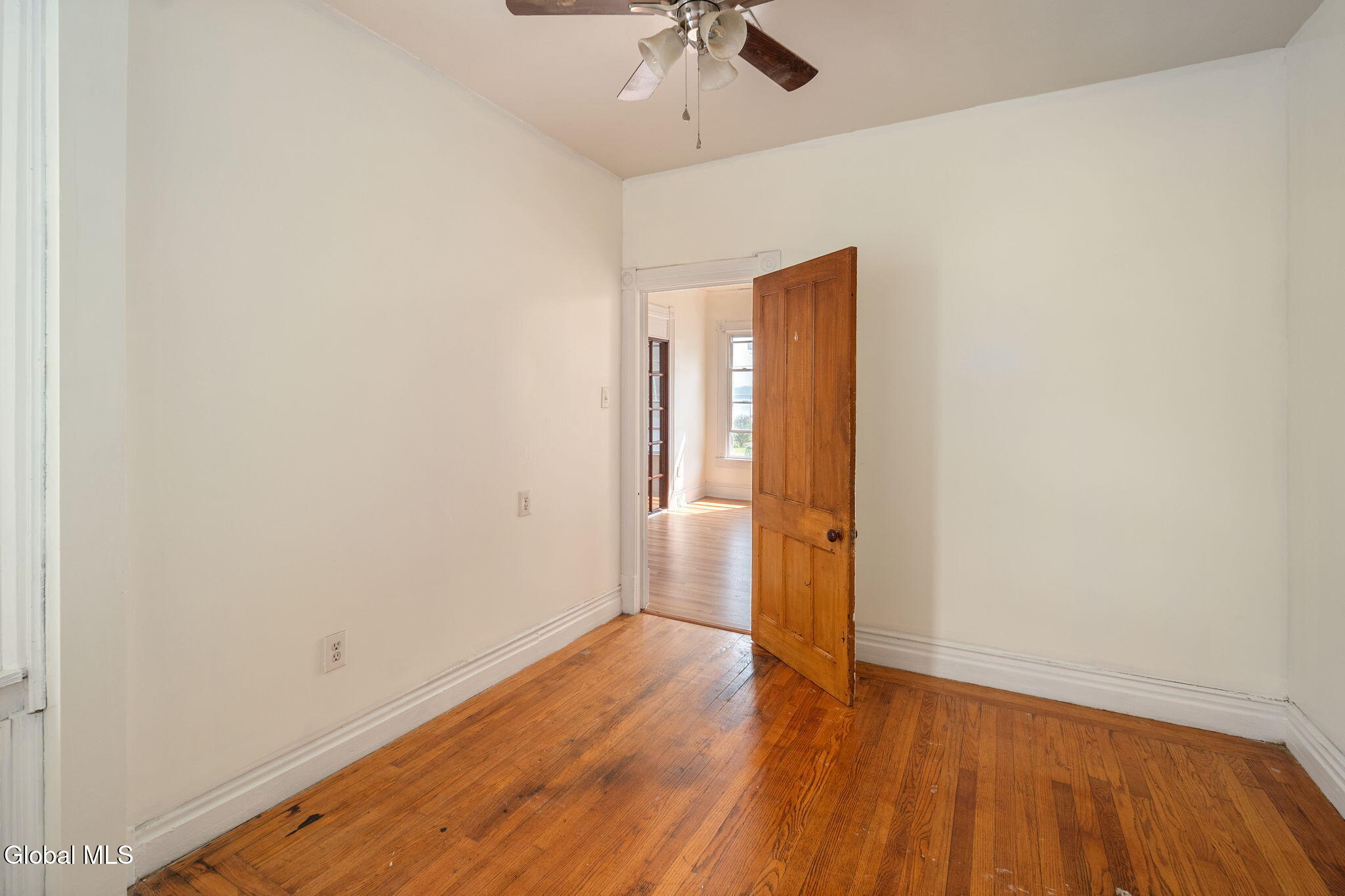 2 1/2 1st Street