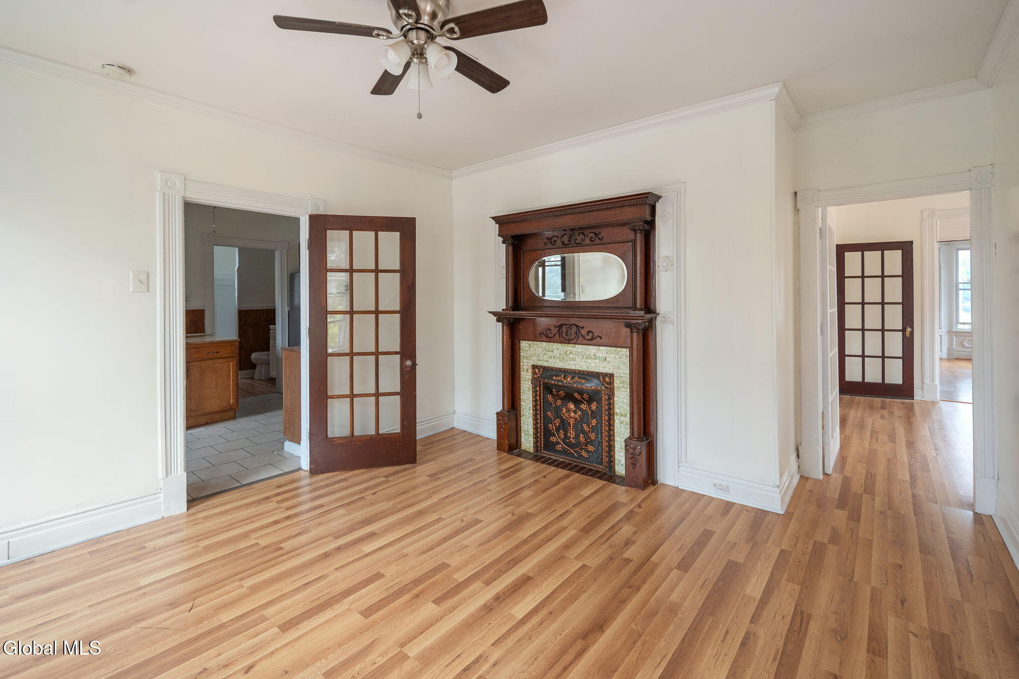 2 1/2 1st Street