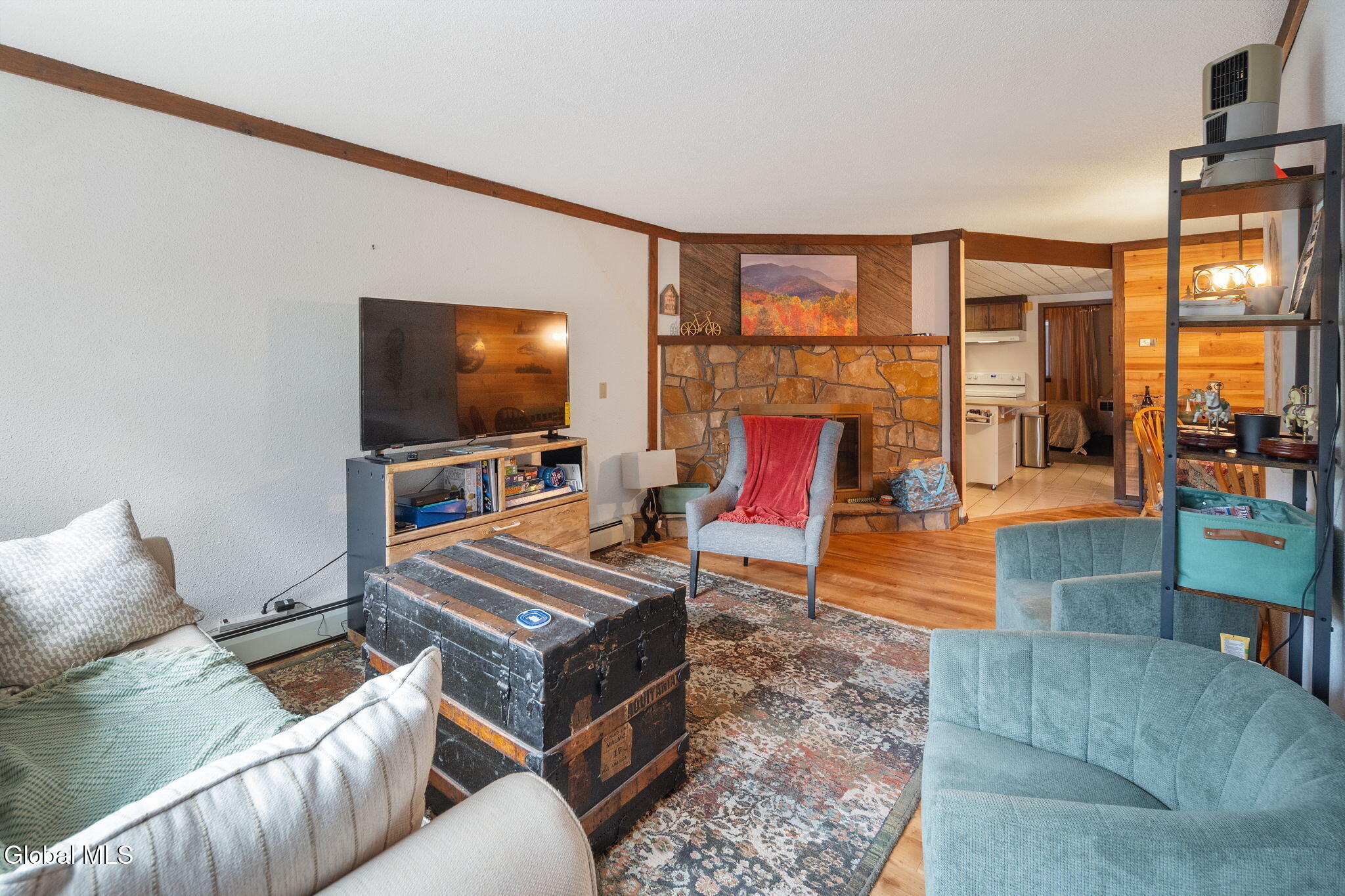 11 N Overlook Lane, L