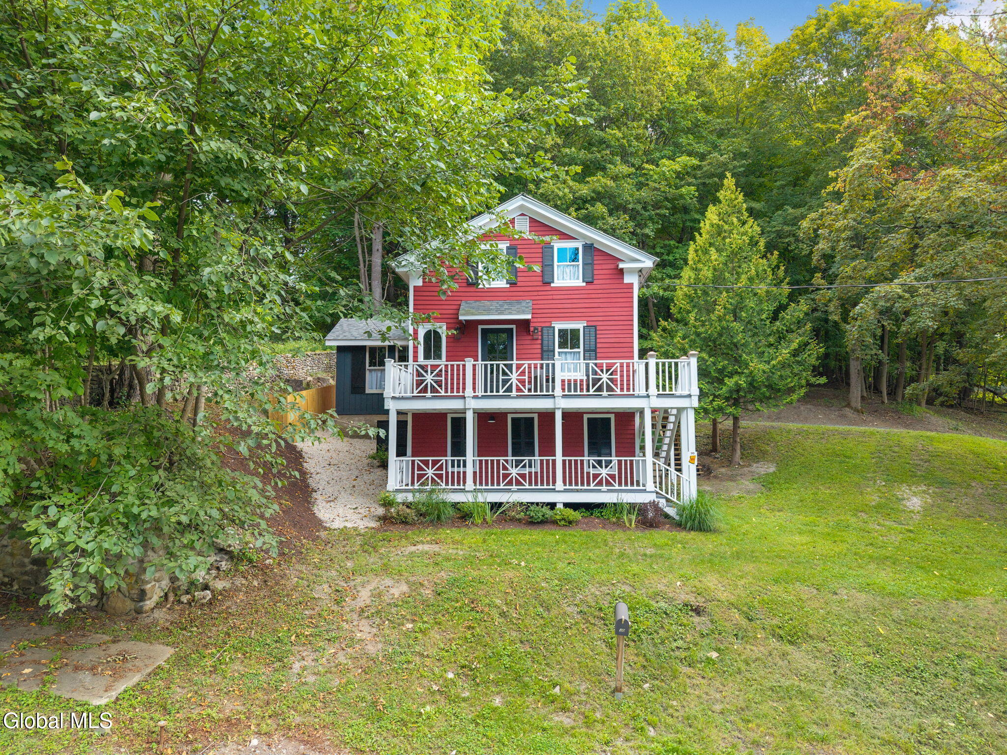 30 Austerlitz Street