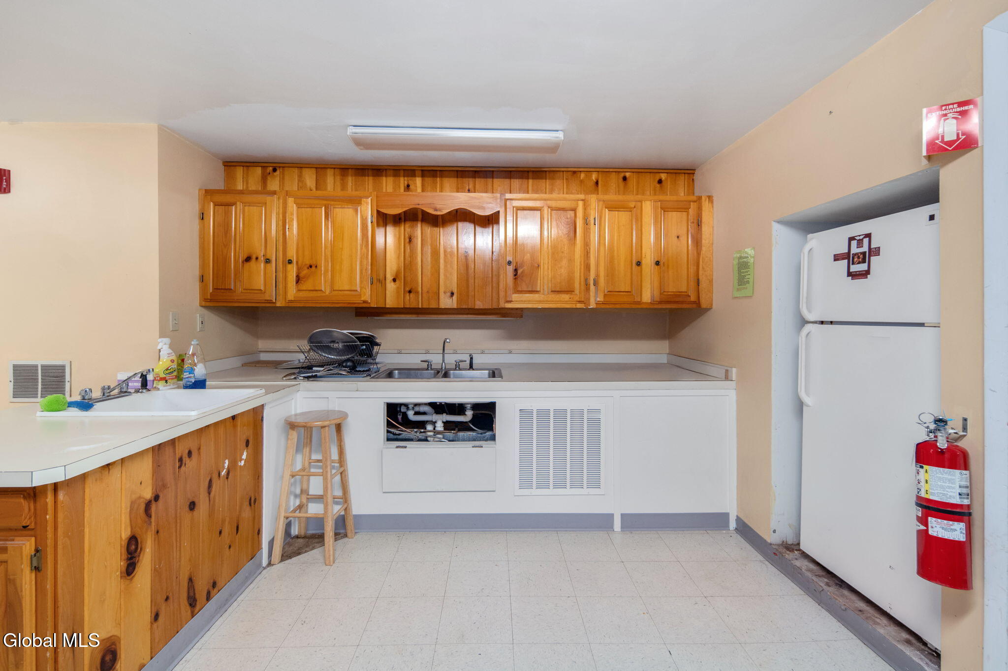 1688 US-9, Castleton-on-Hudson