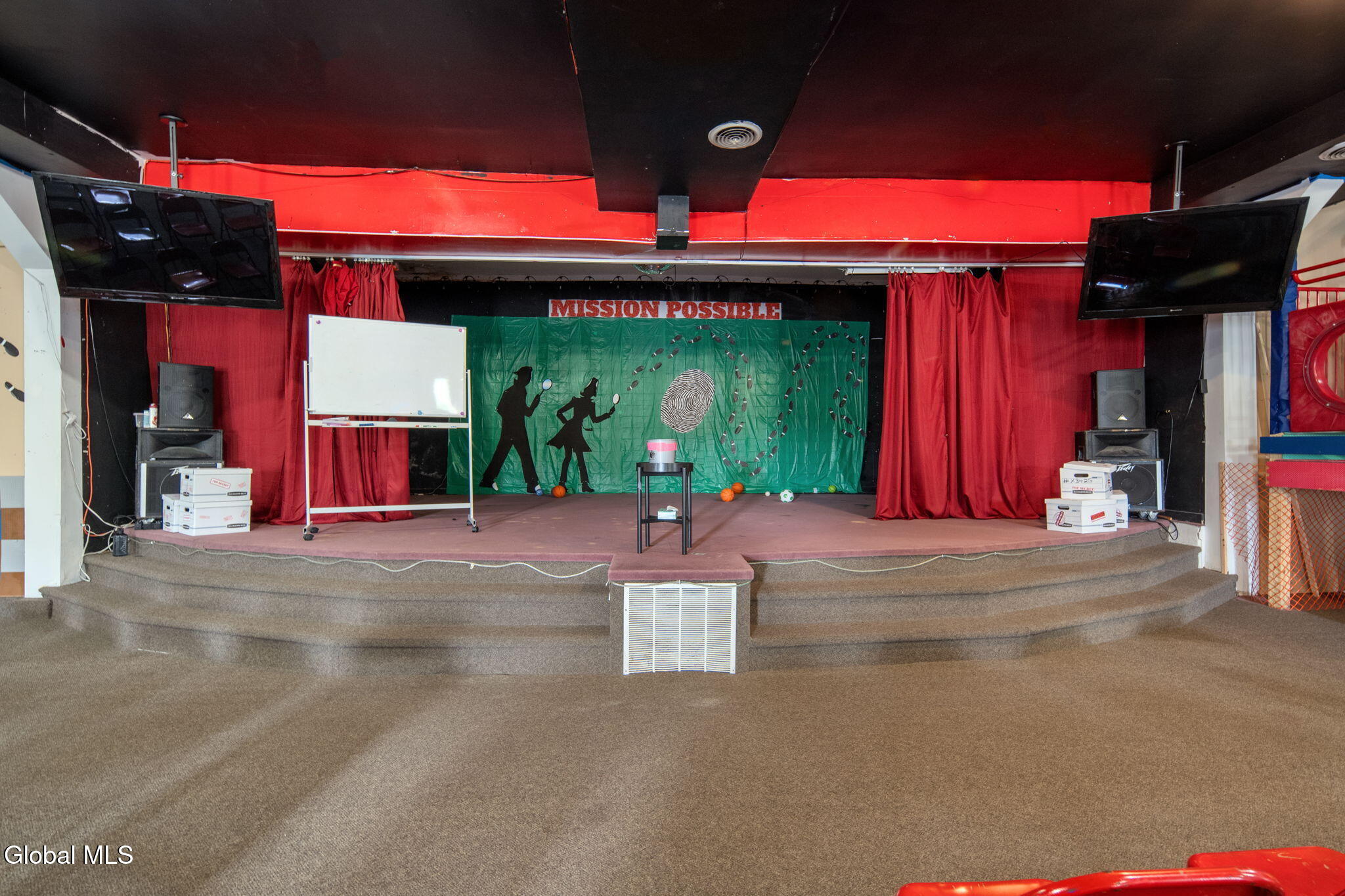 1688 US-9, Castleton-on-Hudson